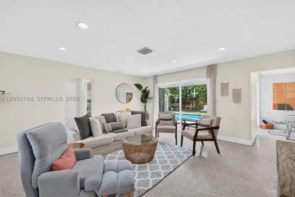 1750 NE 56th St, Fort Lauderdale, FL 33334
