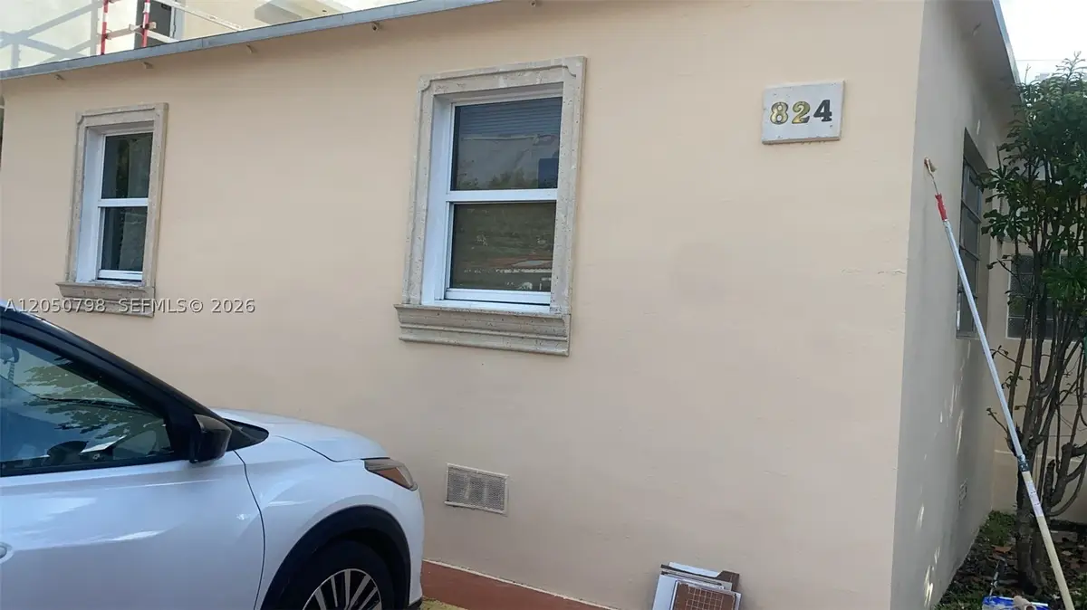 Address Withheld By Seller, Miami Beach, FL 33141 - #1