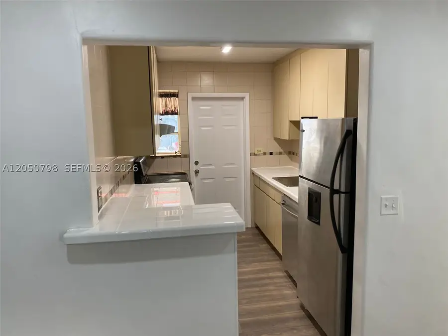 Address Withheld By Seller, Miami Beach, FL 33141 - #3