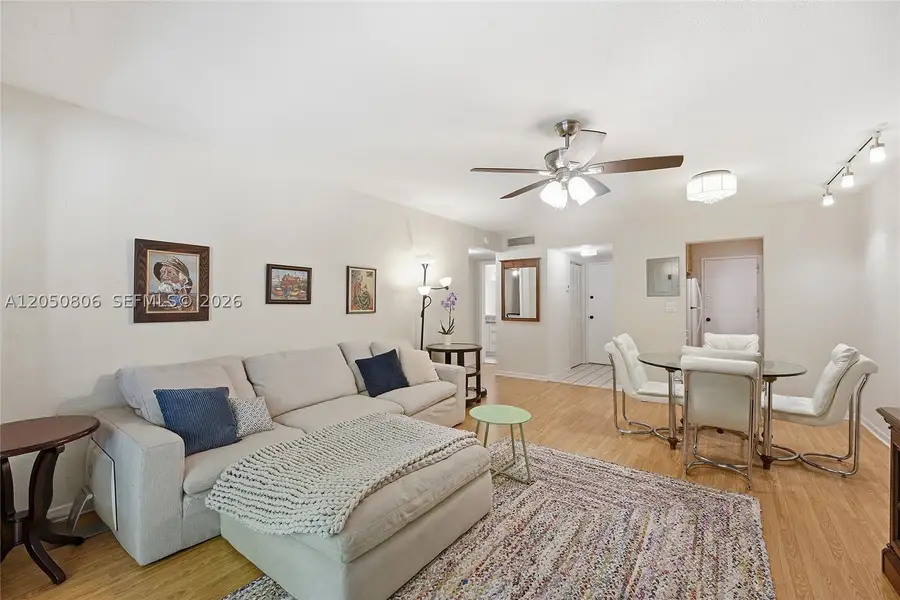 1205 Mariposa Ave #403, Coral Gables, FL 33146 - #2