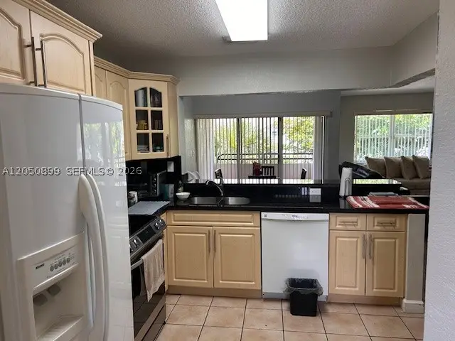 11201 NW 7th St #204, Sweetwater, FL 33172 - #3