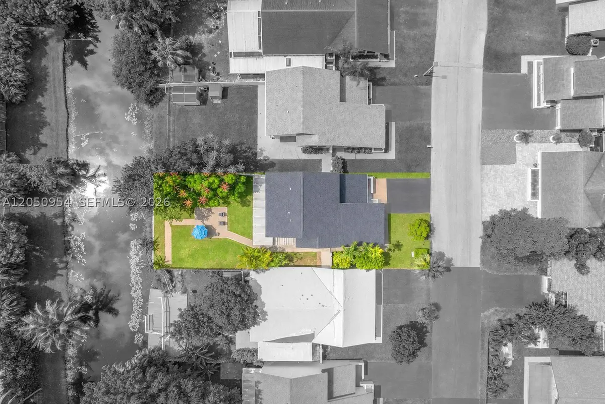 3950 SW 82nd Ter, Davie, FL 33328 - #1