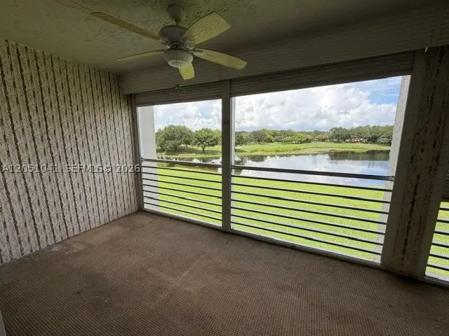 9460 Poinciana Pl #310, Davie, FL 33324 - #3