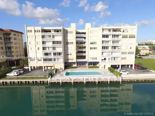 9381 E Bay Harbor Dr #302S, Bay Harbor Islands, FL 33154