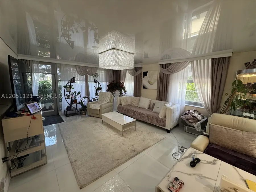 1912 S Ocean Dr #2C, Hallandale Beach, FL 33009 - #3
