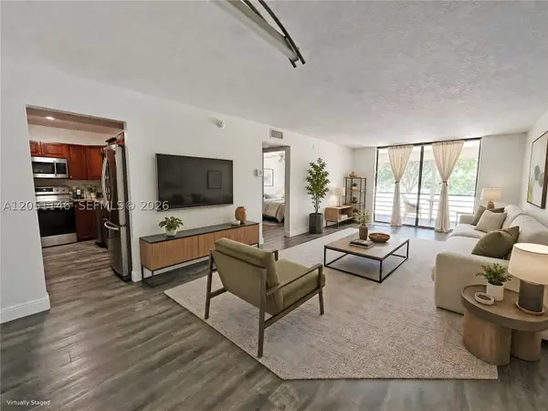 1400 Saint Charles Pl #217, Pembroke Pines, FL 33026