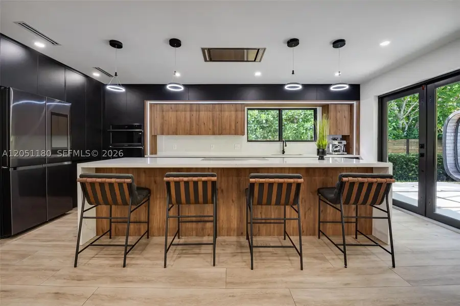 10555 NE 2nd Ave, Miami Shores, FL 33138 - #3