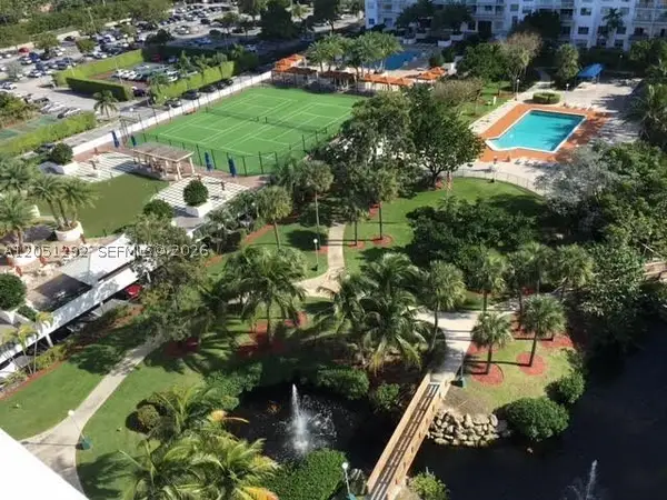 2851 NE 183rd St #109E, Aventura, FL 33160