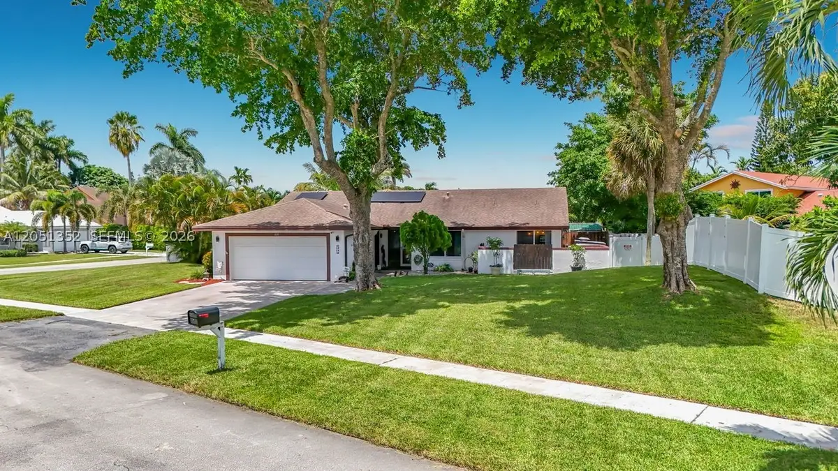 4201 NW 73rd Ave, Lauderhill, FL 33319 - #1