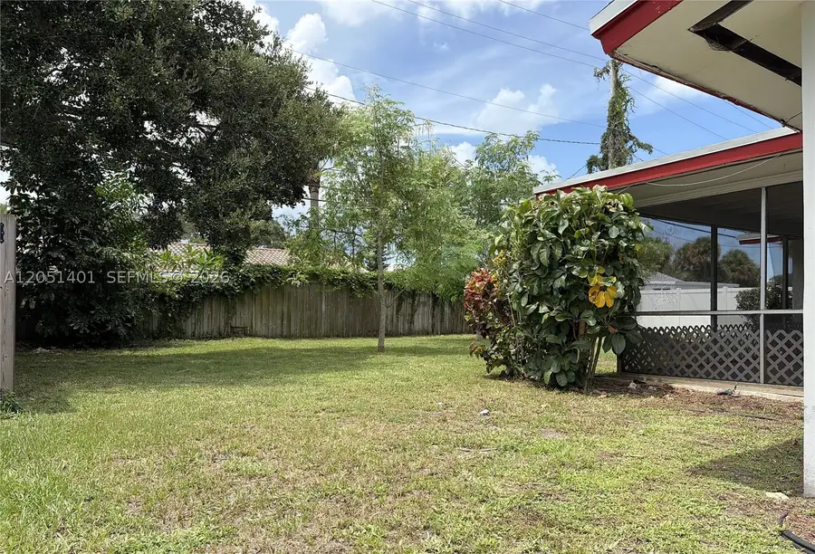 3696 Dogwood Ave, Palm Beach Gardens, FL 33410 - #3