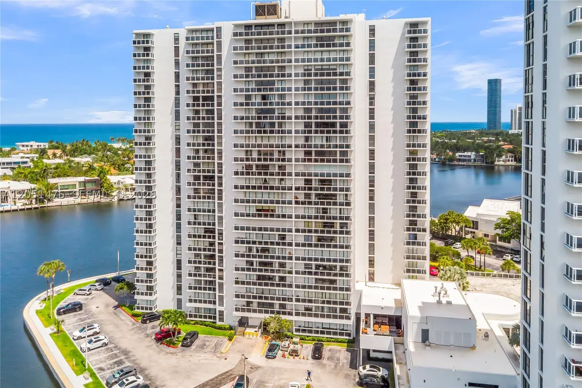 20515 E Country Club Dr #248, Aventura, FL 33180 - #1