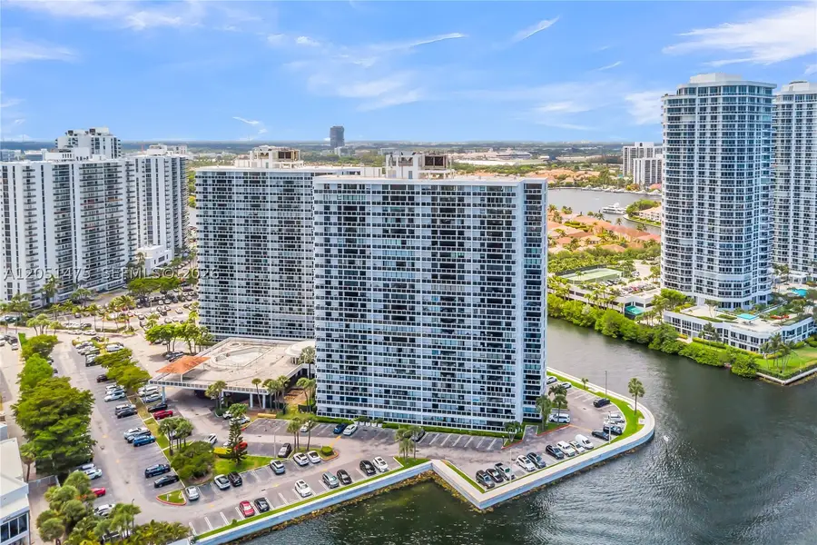 20515 E Country Club Dr #248, Aventura, FL 33180 - #2