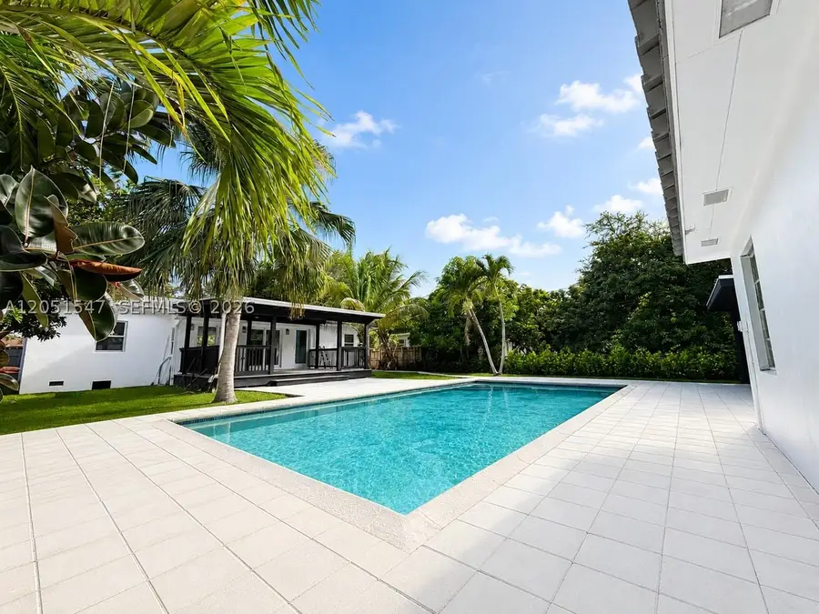 859 NE 115th St, Biscayne Park, FL 33161 - #2