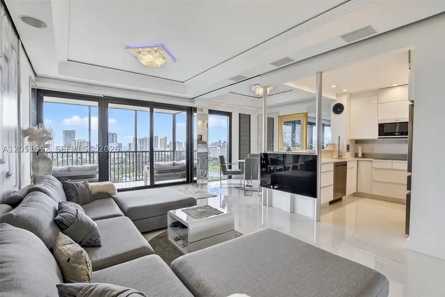 20335 W Country Club Dr #PH4, Aventura, FL 33180 - #2