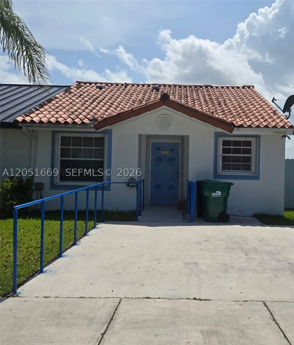 20940 SW 121st Ave, Miami, FL 33177 - #1