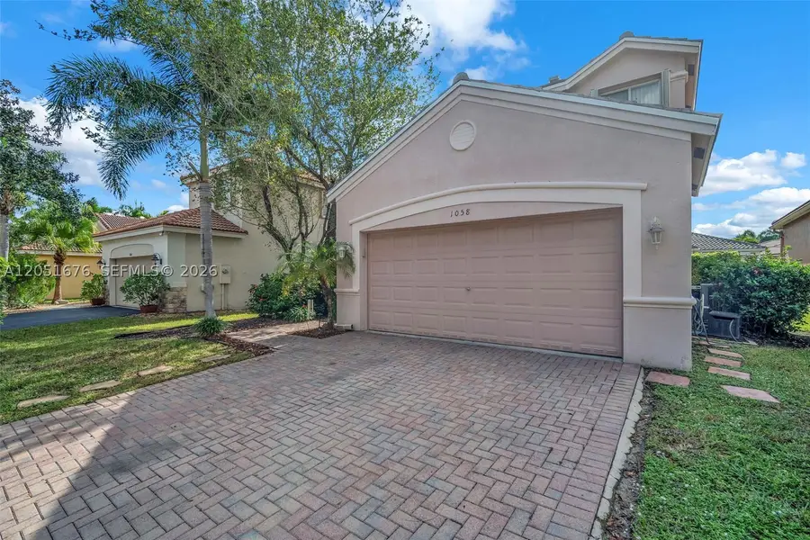 1058 Tupelo Way, Weston, FL 33327 - #2