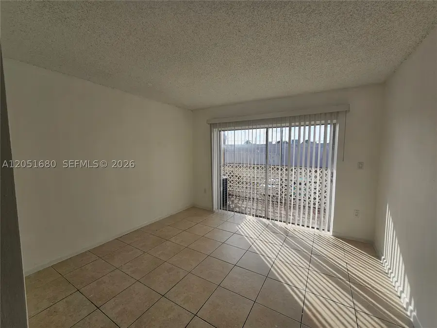 3610 NW 21st St #206, Lauderdale Lakes, FL 33311 - #3