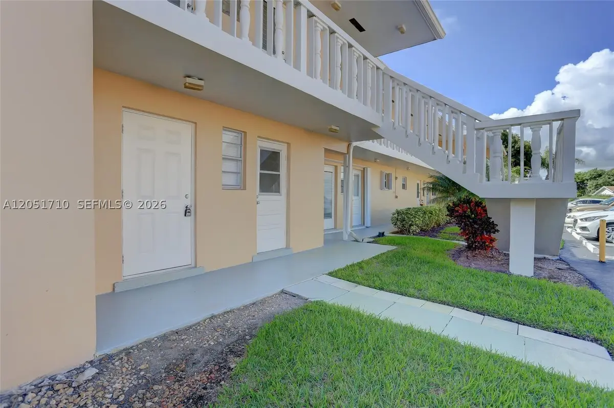 2212 NE 1st Way #101, Boynton Beach, FL 33435 - #1