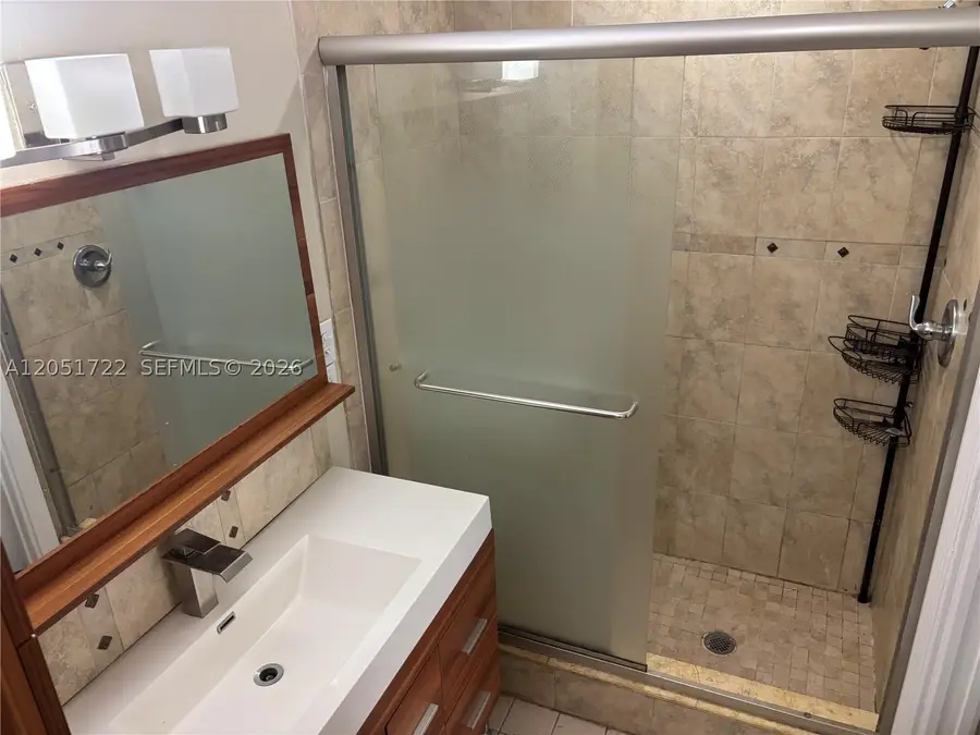 10521 Mahogany Key Cir #204, Miami, FL 33196 - #3