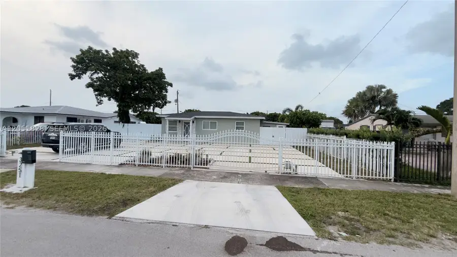 3251 NW 177th Ter, Miami Gardens, FL 33056 - #2