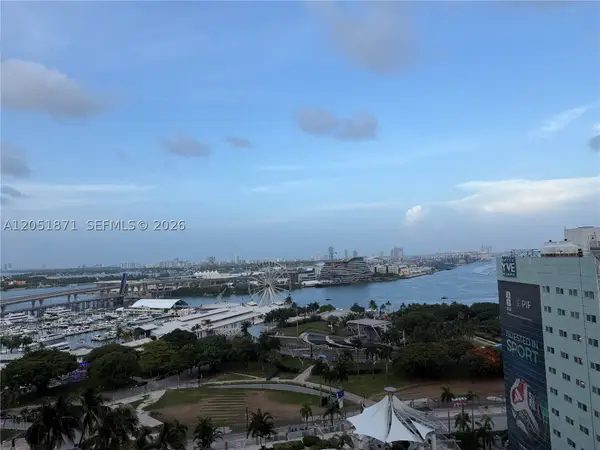 253 NE 2nd St #3907, Miami, FL 33132