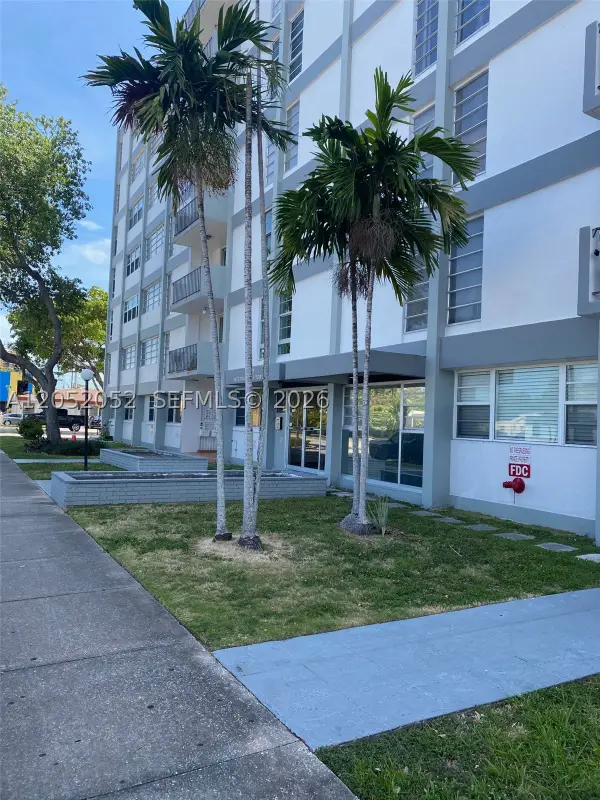 1400 SW 27th Ave #202, Miami, FL 33145