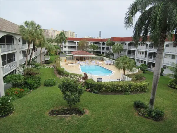 501 Blue Heron Dr #121-A, Hallandale Beach, FL 33009