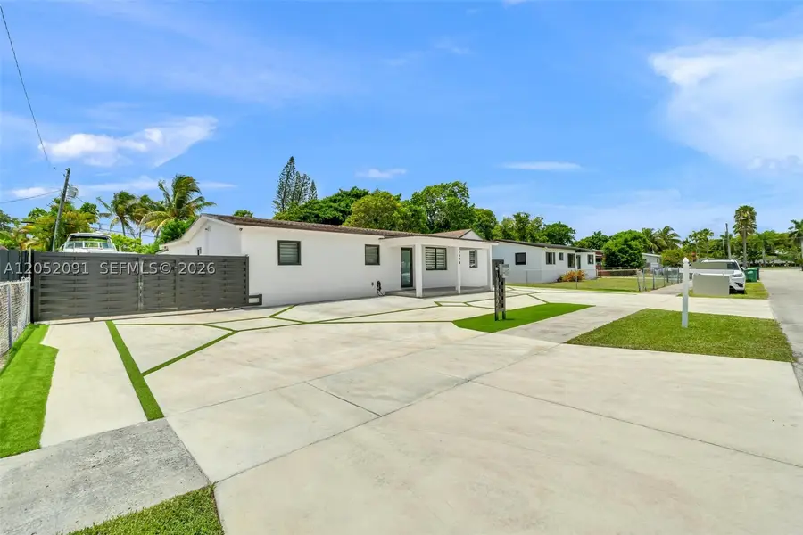 11520 SW 138th St, Miami, FL 33176 - #3