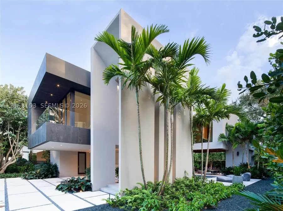3910 Battersea Rd, Miami, FL 33133 - #3