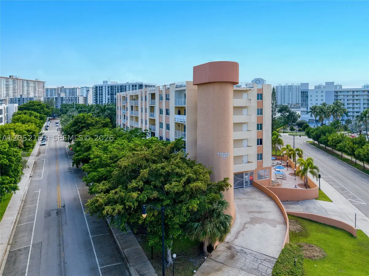 200 178th Dr #711, Sunny Isles Beach, FL 33160 - #1