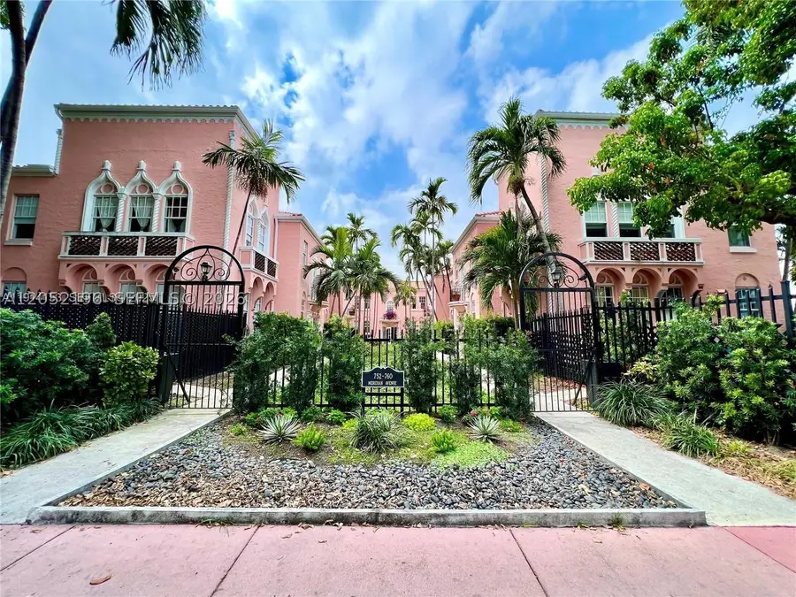 754 Meridian Ave #15, Miami Beach, FL 33139 - #3