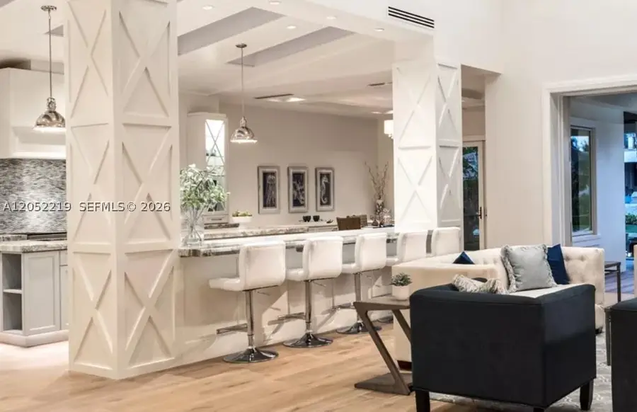 1642 SE 14th St, Fort Lauderdale, FL 33316 - #2