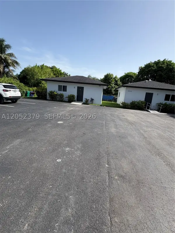 10120 W Fern St, Miami, FL 33157