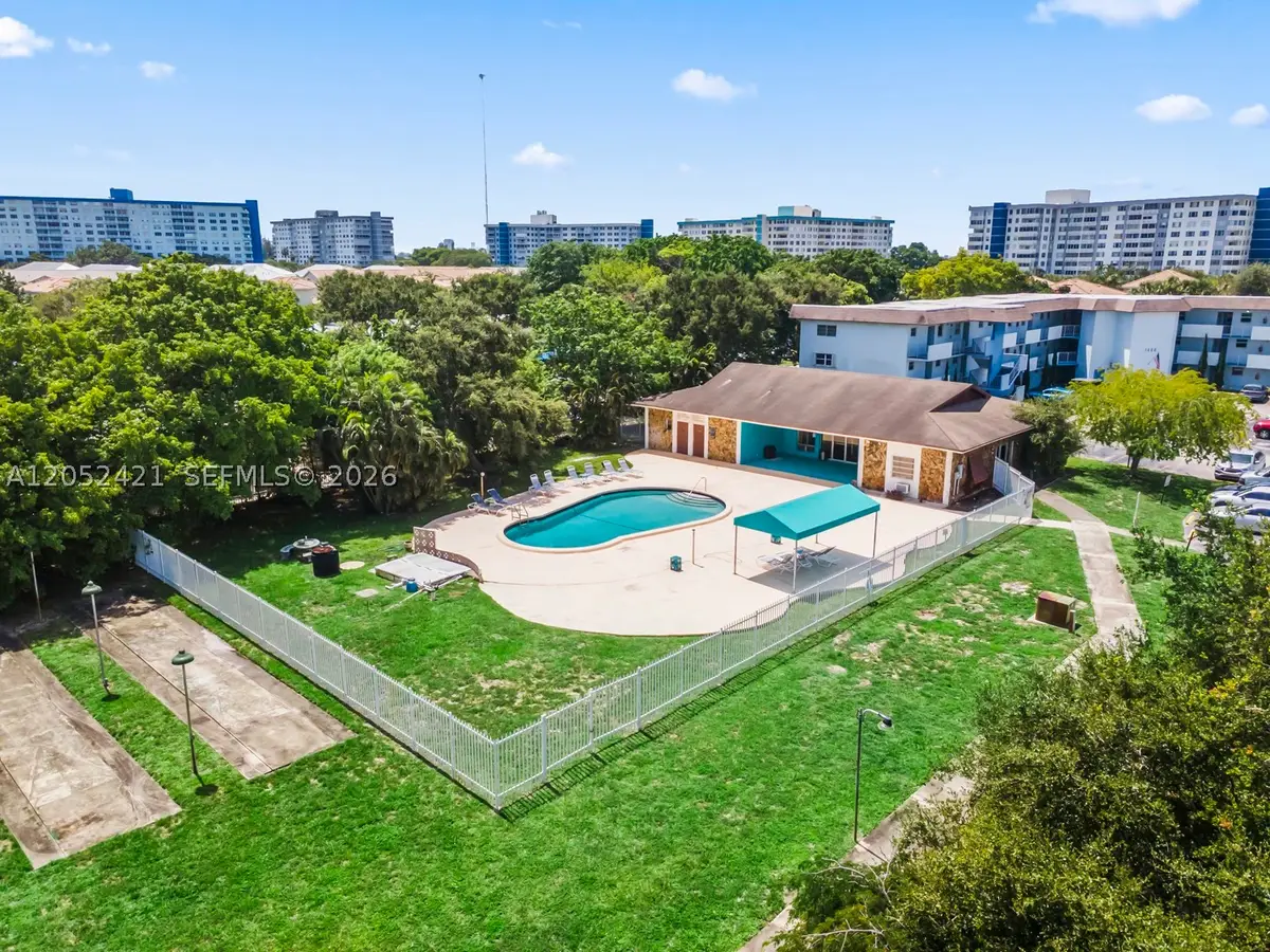 1400 Tallwood Ave #107, Hollywood, FL 33021 - #1