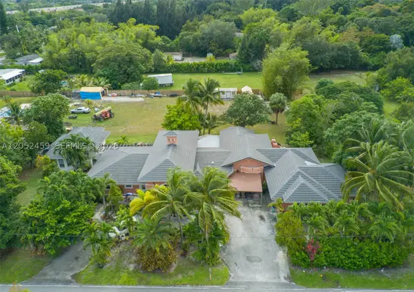 5400 Palm Tree Rd, Plantation, FL 33317