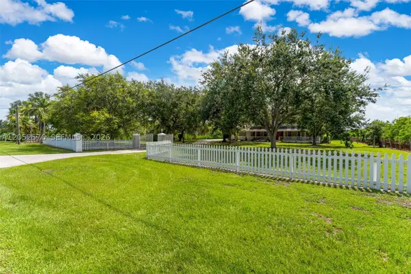 24545 SW 192nd Ave, Homestead, FL 33031