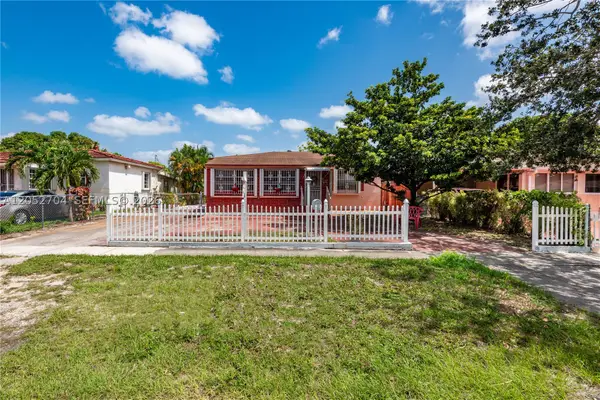 225 E 43rd St, Hialeah, FL 33013