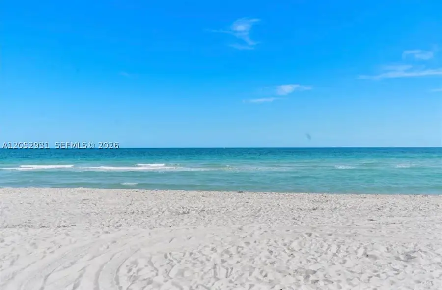 333 Palm St, Hollywood, FL 33019 - #3
