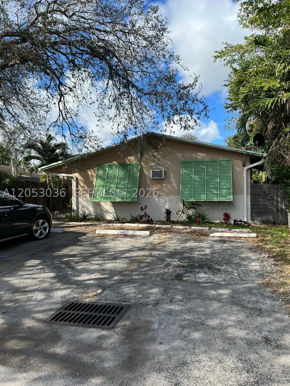 620 SW 7th Ave, Hallandale Beach, FL 33009 - #1