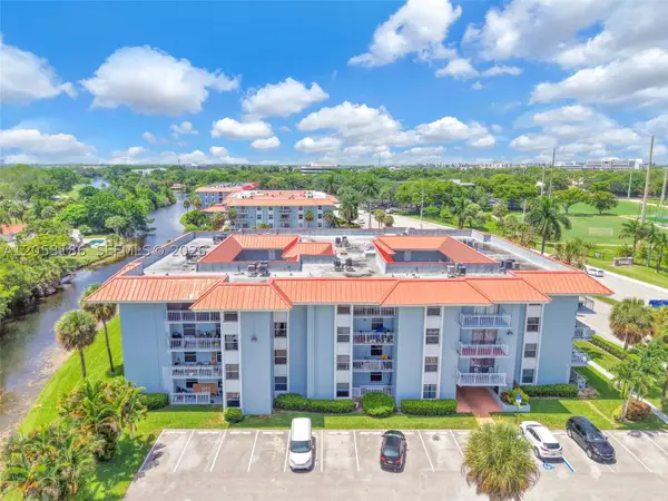 505 S Pine Island Rd #B102, Plantation, FL 33324
