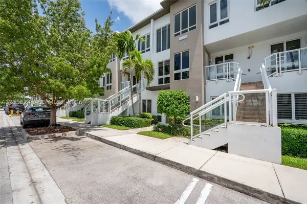10265 NW 63rd Ter #204, Doral, FL 33178
