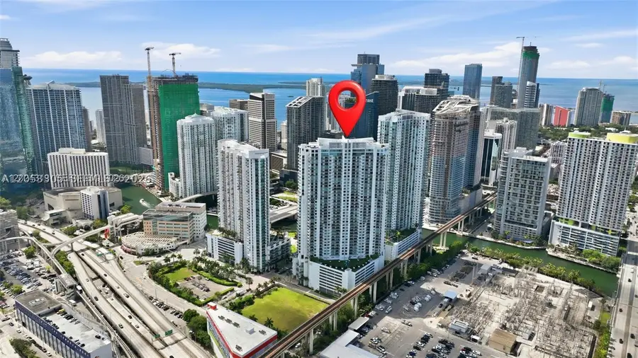90 SW 3rd St #1409, Miami, FL 33130 - #2