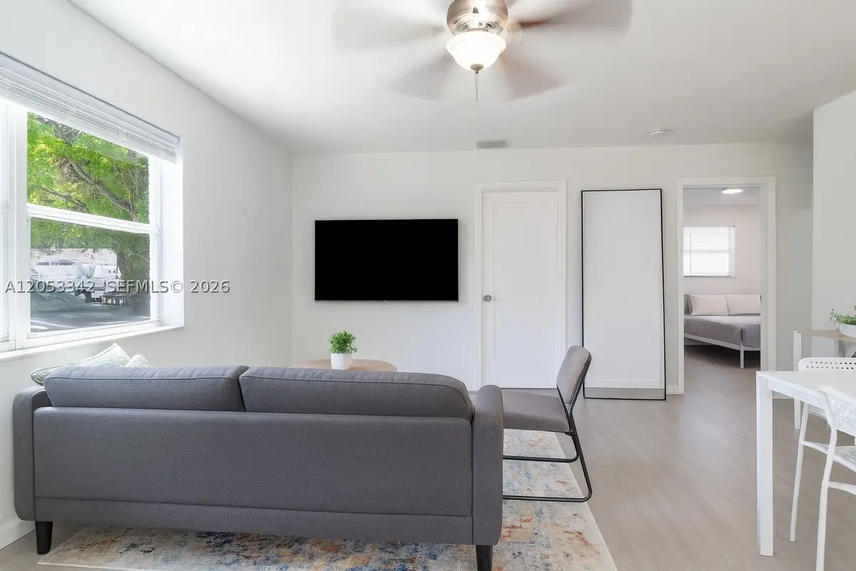 605 SW 14th Ter, Fort Lauderdale, FL 33312 - #1