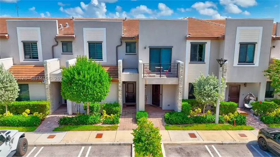 953 NE 211th St, Miami, FL 33179 - #2