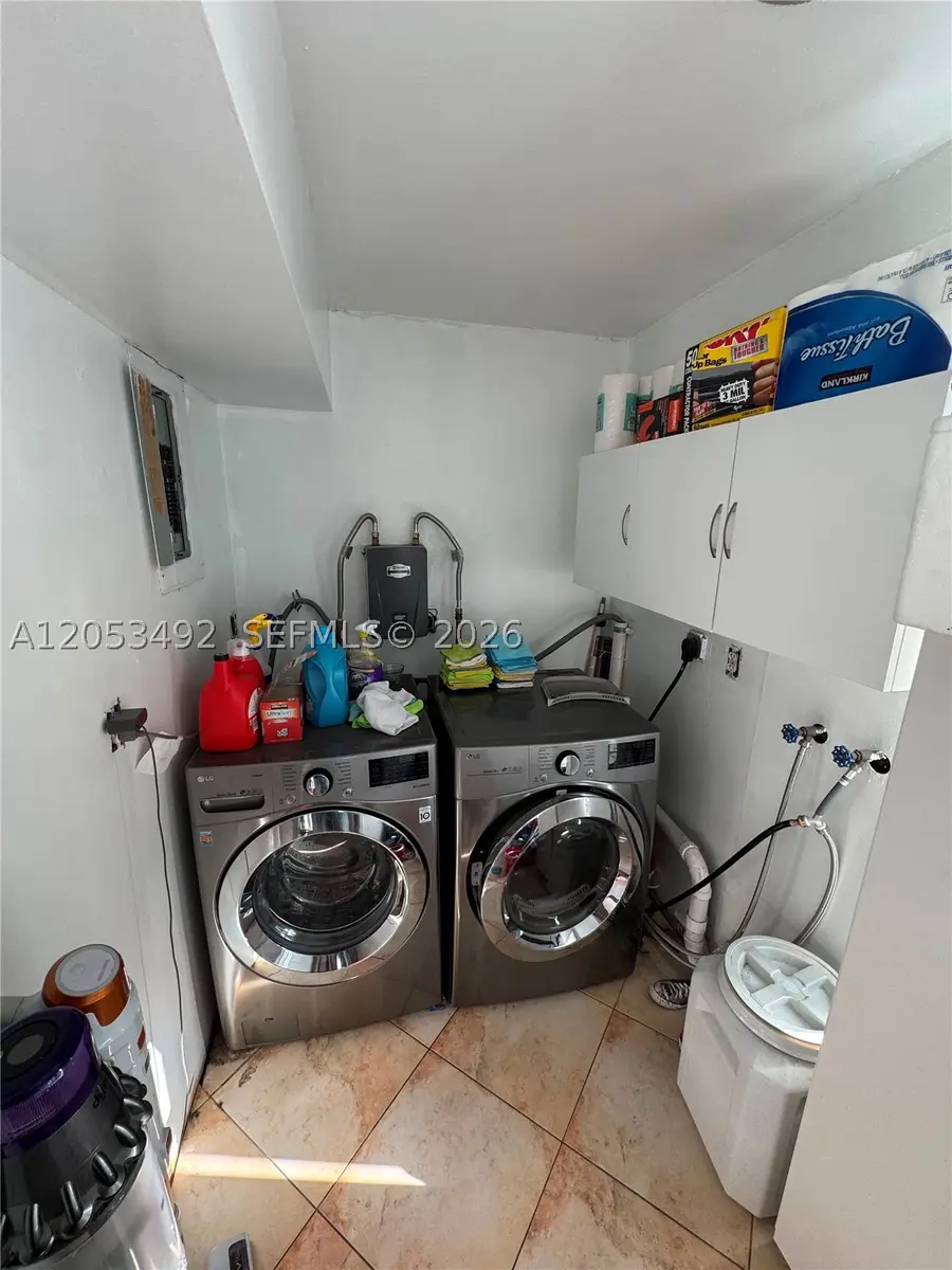 1941 NW 33rd St, Oakland Park, FL 33309 - #3