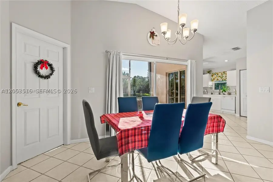 112 Caribe Ct, Greenacres, FL 33413 - #3