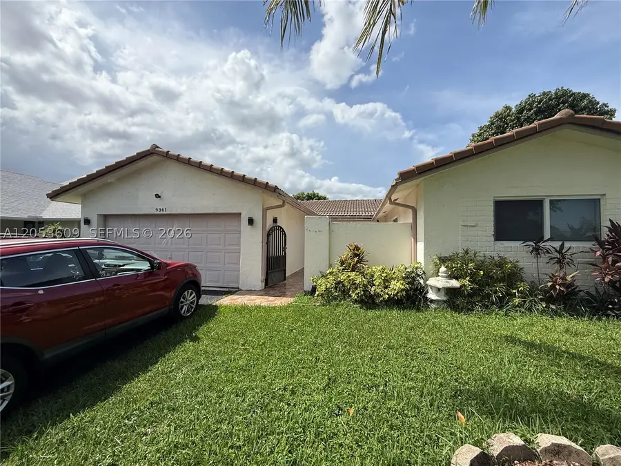 9341 NW 39th St, Sunrise, FL 33351 - #2