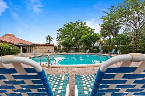 5950 Del Lago Cir #106, Sunrise, FL 33313