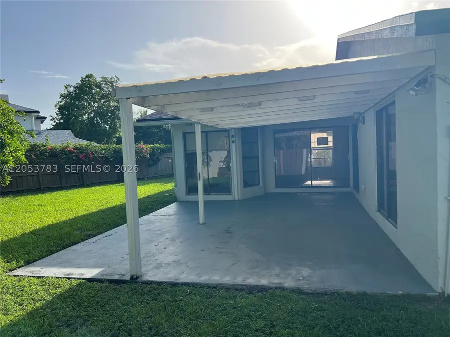 590 SW 166th Ter, Weston, FL 33326 - #3