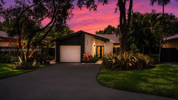 10932 SW 135th Ct Cir, Miami, FL 33186